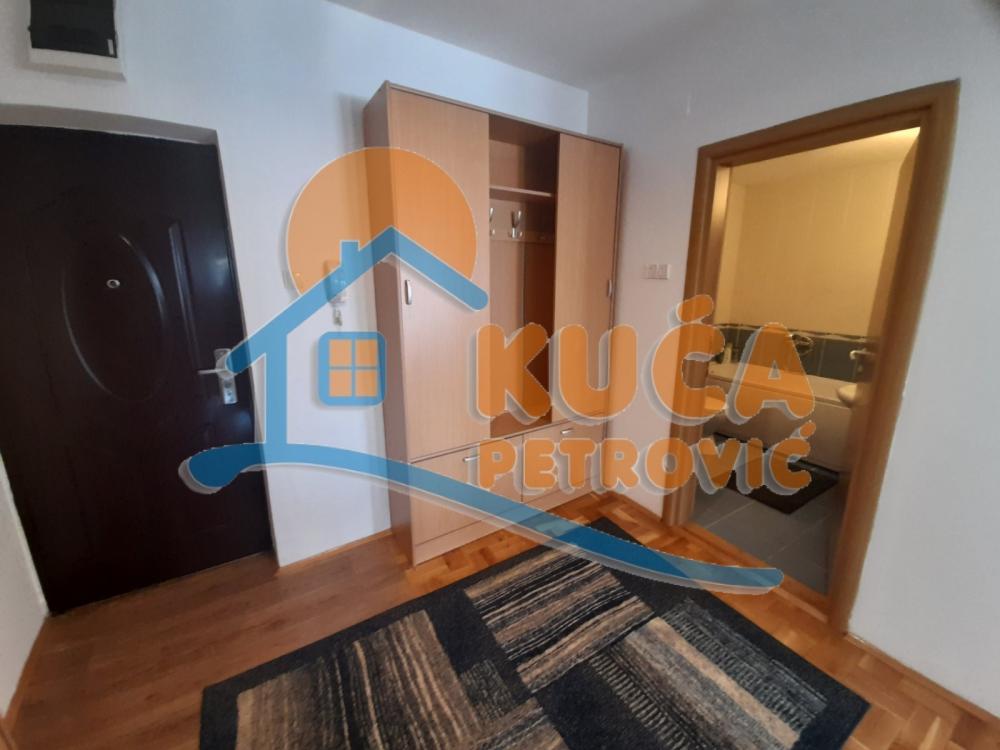 Slika 8 - Generala Tranijea, Jednoiposoban stan za izdavanje, 43m2, 350€