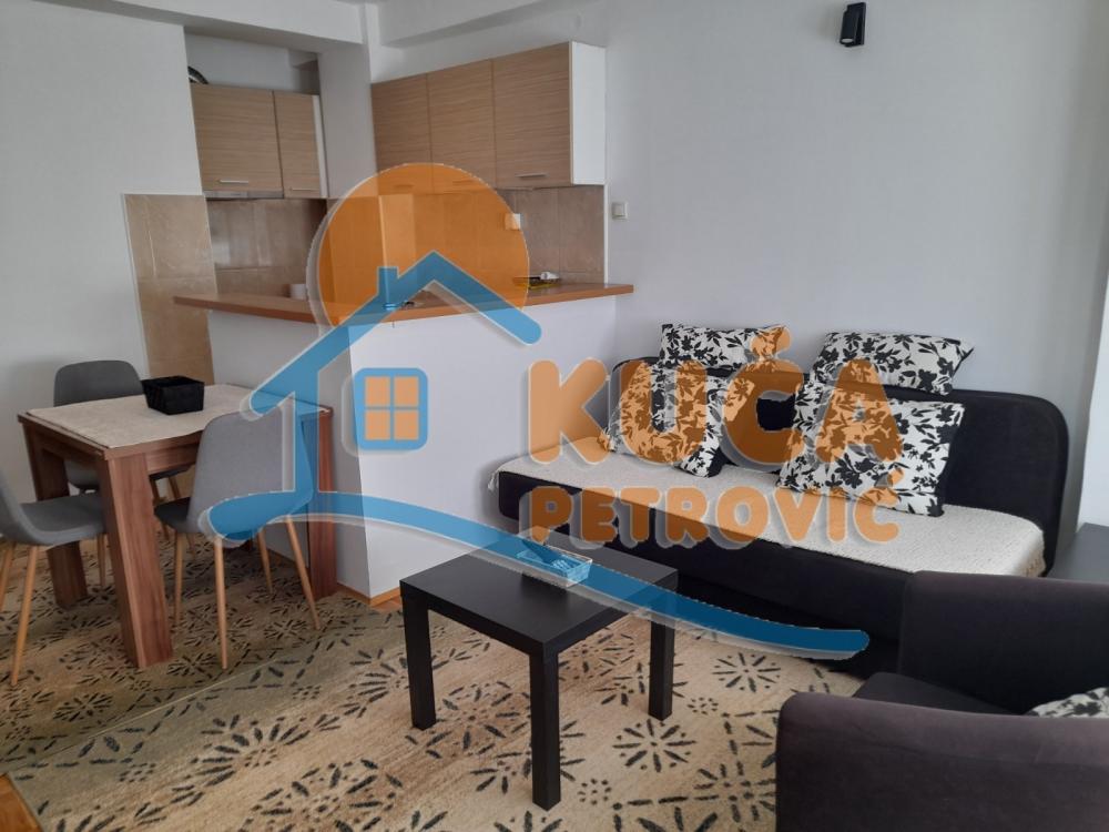 Slika 2 - Generala Tranijea, Jednoiposoban stan za izdavanje, 43m2, 350€