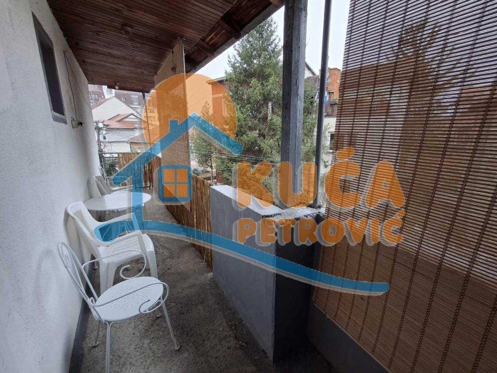 Slika 9 - Vojvode Gojka, Četvorosoban stan za izdavanje, 100m2, 400€