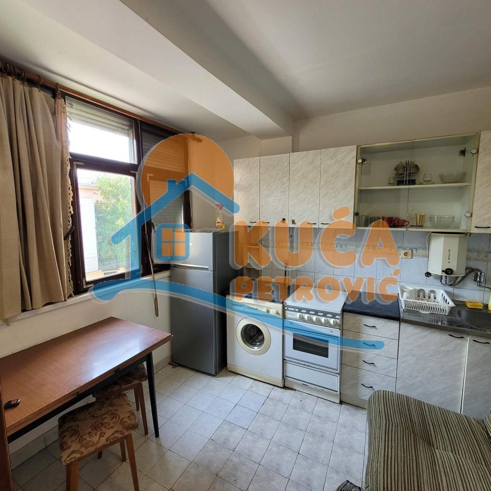 Slika 10 - Generala Milojka Lešjanina, Jednosoban stan za izdavanje, 33m2, 250€