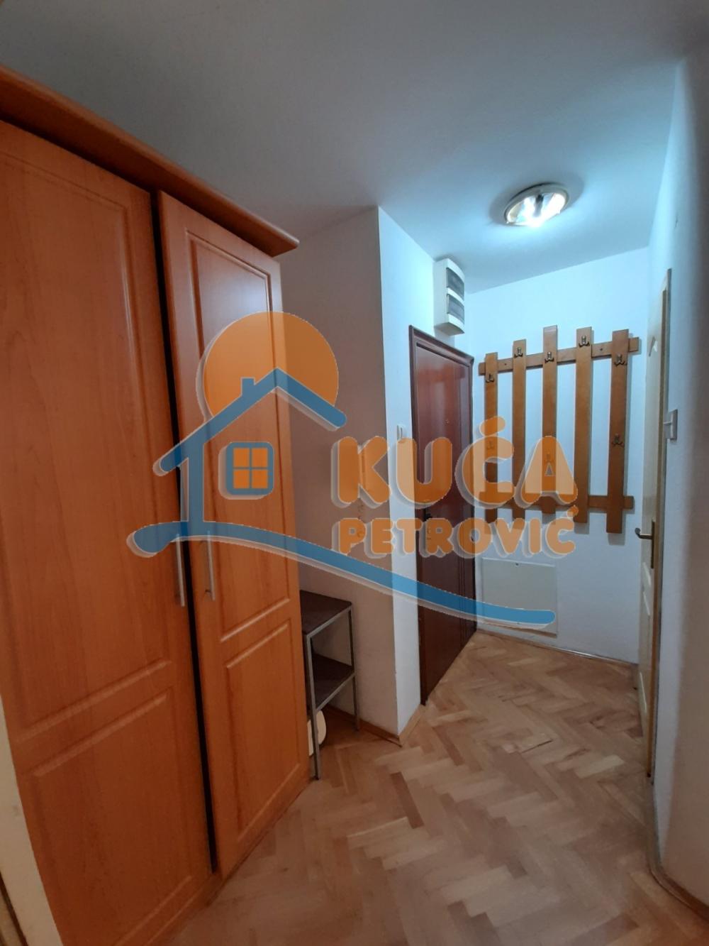 Slika 7 - Marije Bursać, Jednoiposoban stan za izdavanje, 32m2, 250€