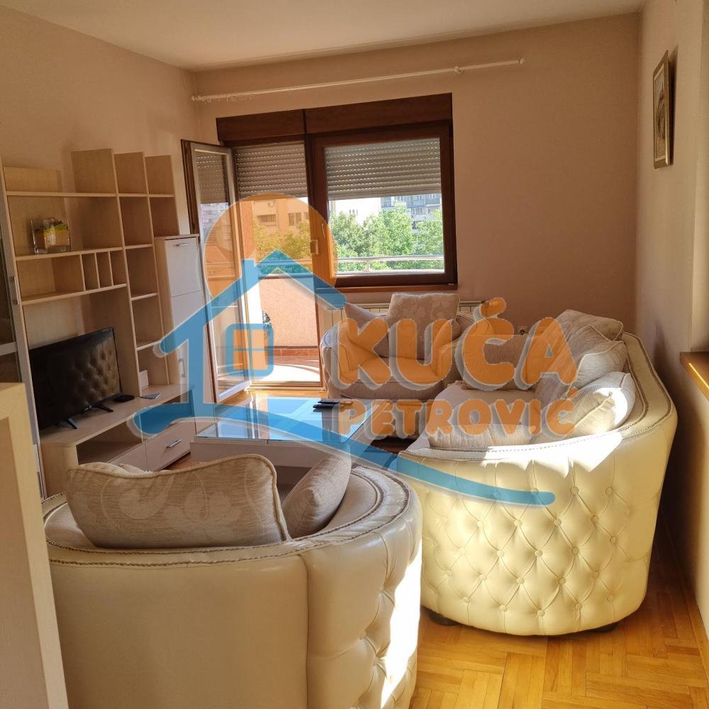 Slika 1 - Hajduk Stanka, Dvosoban stan za izdavanje, 61m2, 400€