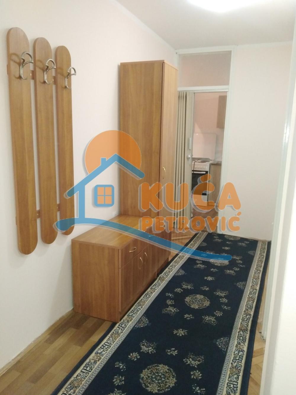 Slika 10 - Pariske komune, Dvoiposoban stan za izdavanje, 70m2, 350€