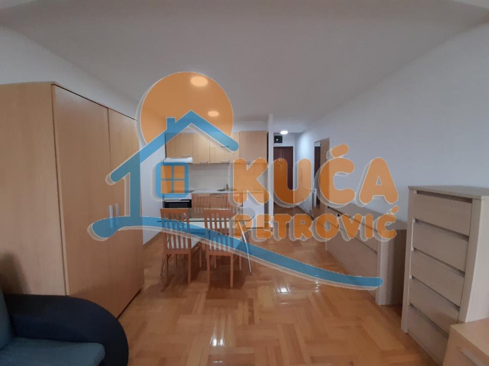 Slika 1 - Tome Rosandića,  Stan za izdavanje, 33m2, 290€