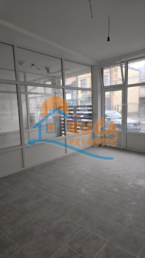Slika 3 - Obilićev venac,  Lokal za izdavanje, 38m2, 400€