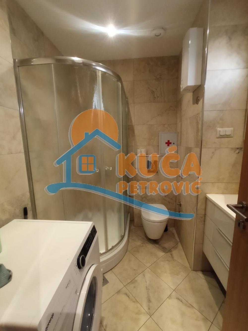 Slika 6 - Generala Milojka Lešjanina,  Lokal za izdavanje, 67m2, 550€