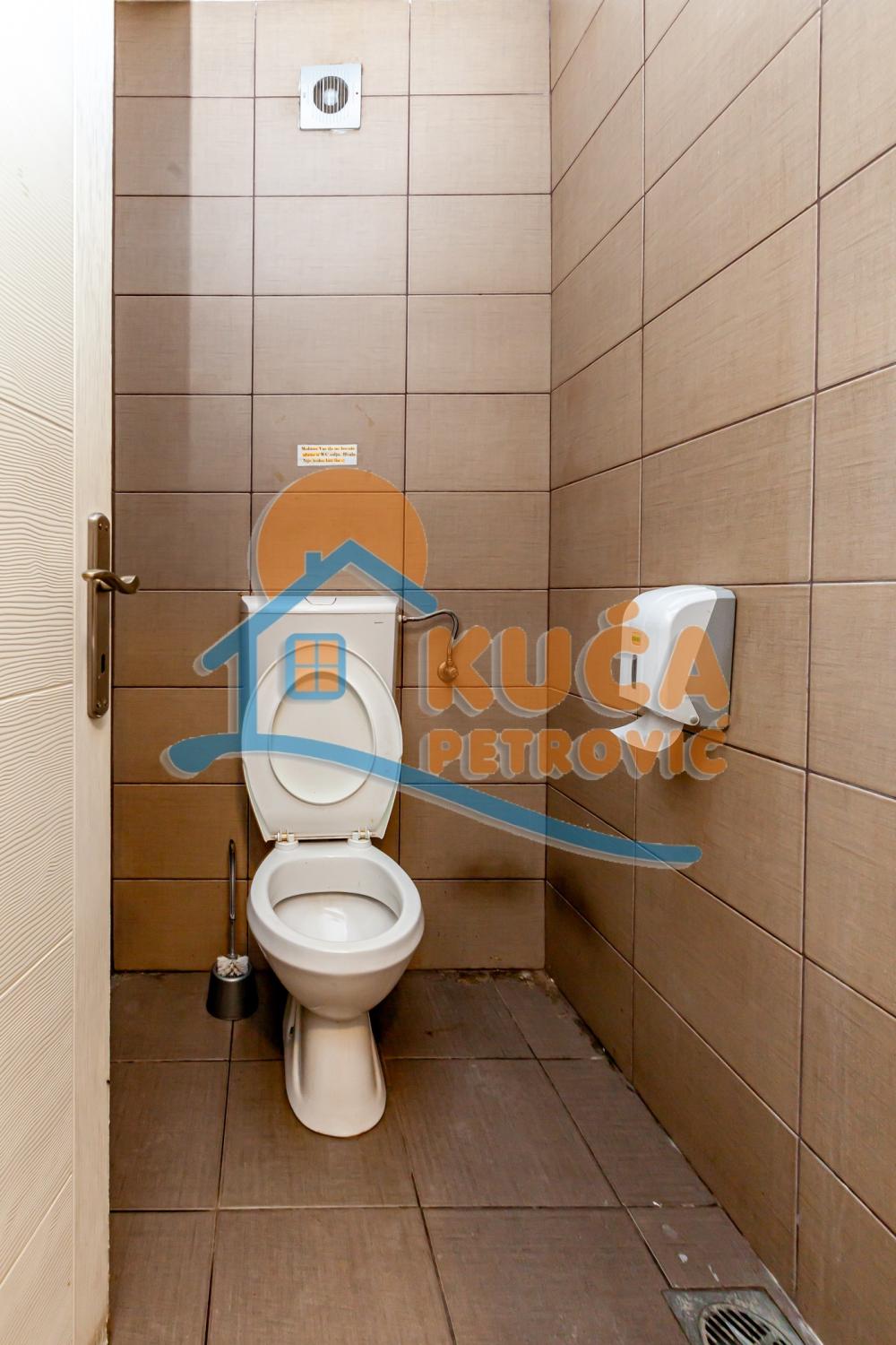 Slika 11 - Mokranjčeva,  Lokal na prodaju, 143m2, 262.000€