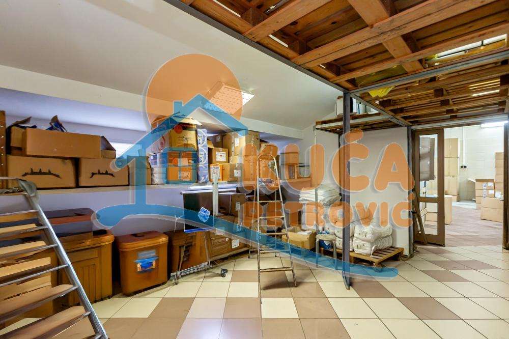 Slika 4 - Vojvode Putnika,  Lokal na prodaju, 400m2, 395.000€