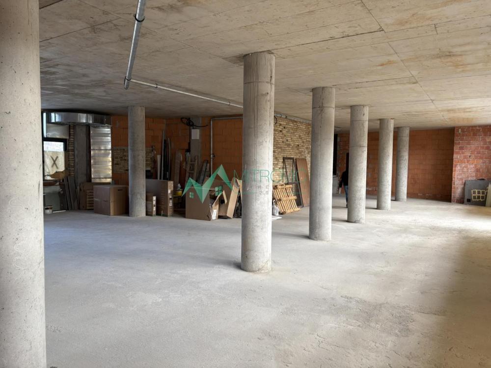Slika 2 -  Lokal za izdavanje, 327m2, 3.500€