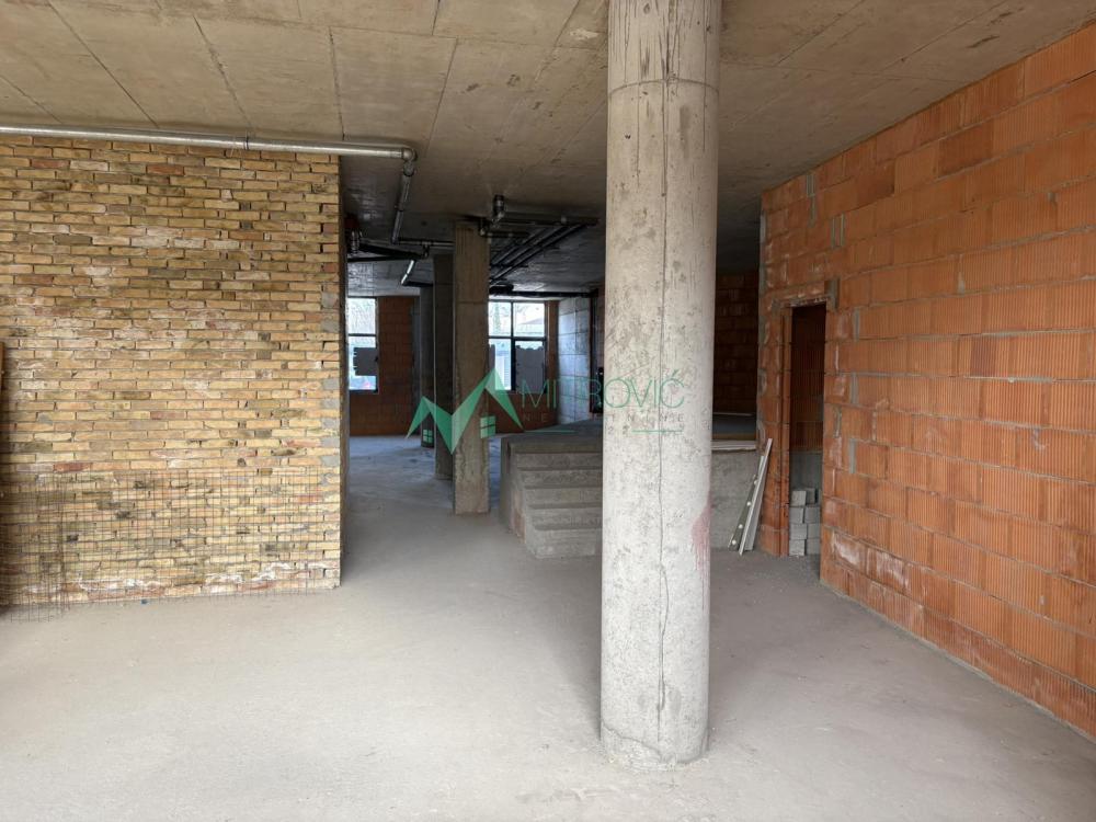 Slika 3 -  Lokal za izdavanje, 327m2, 3.500€