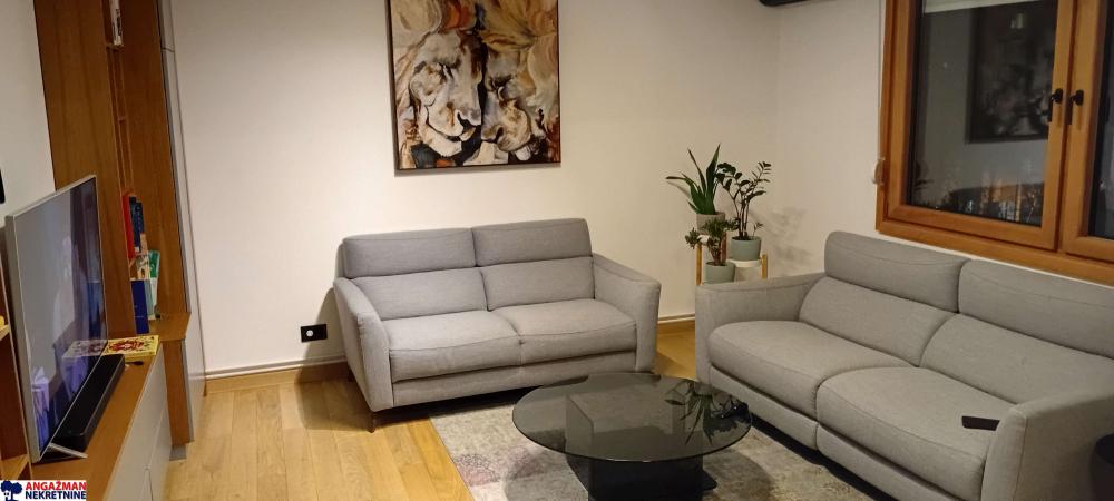 Slika 0 - Dubrovačka, Četvorosoban stan na prodaju, 75kvm (2T)m2, 370.000€