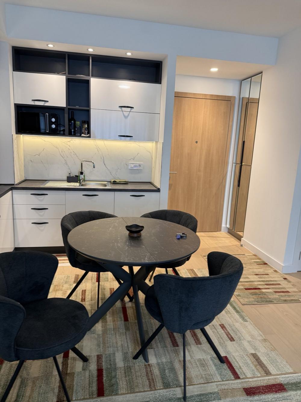 Slika 4 - Luke Ćelovića Trebinjca, Dvosoban stan za izdavanje, 52m2, 1.200€