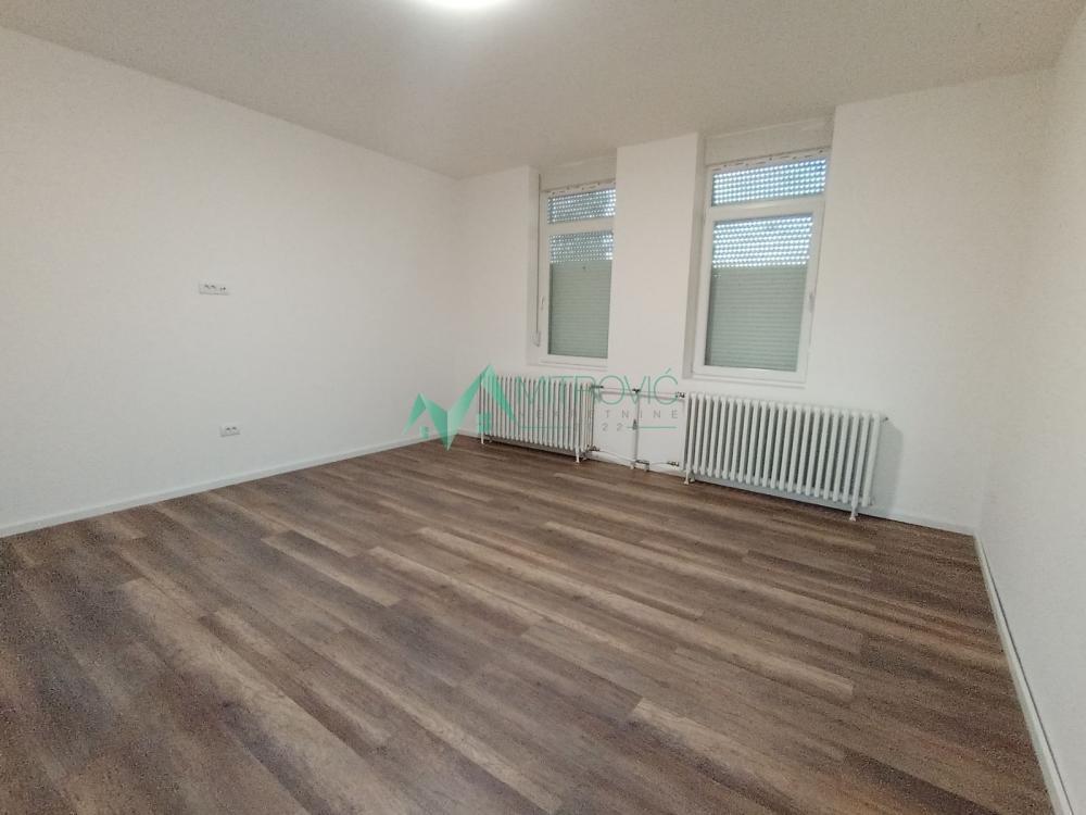 Glavna slika -Dvoiposoban stan na prodaju, 79m2, 150.380€