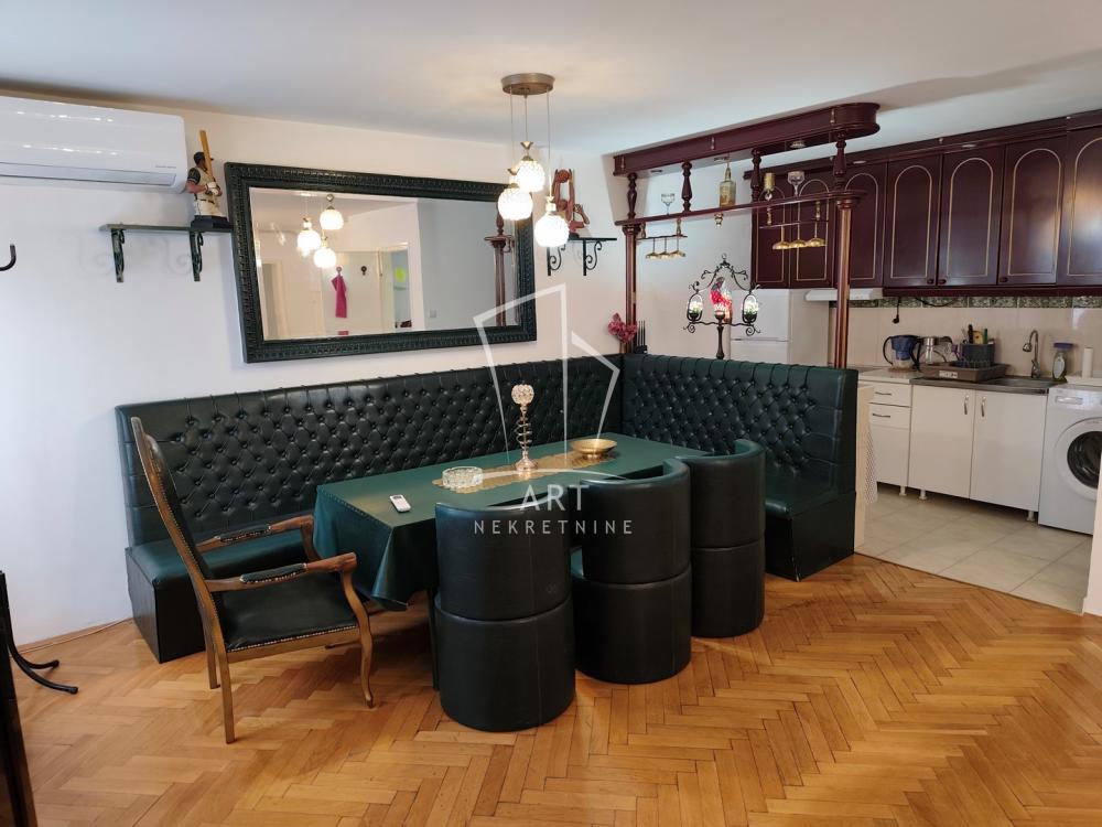 Slika 5 - Siva Stena, Trosoban stan za izdavanje, 65m2, 500€