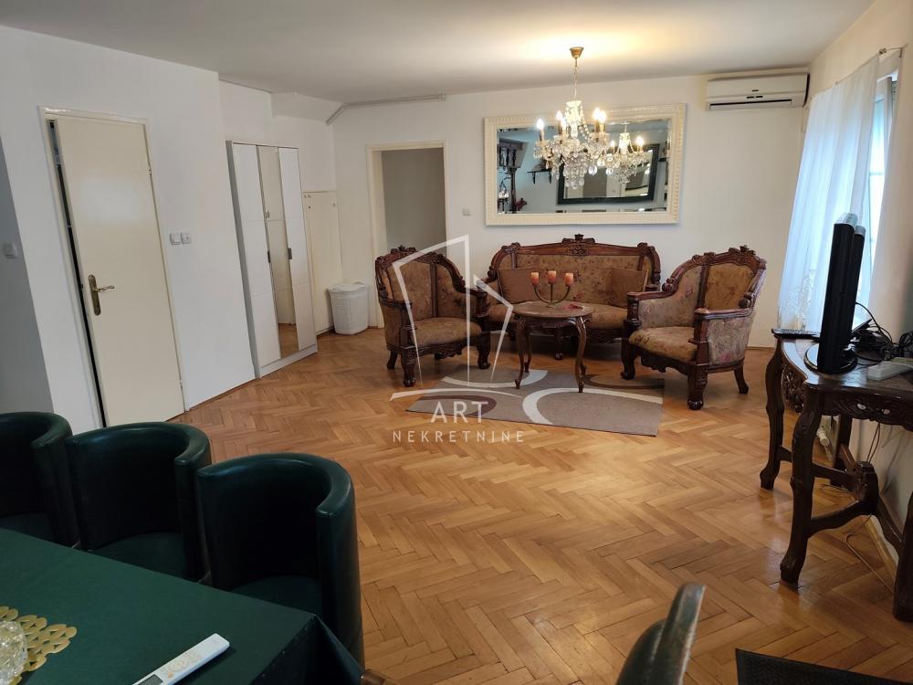 Glavna slika -Siva Stena, Trosoban stan za izdavanje, 65m2, 500€