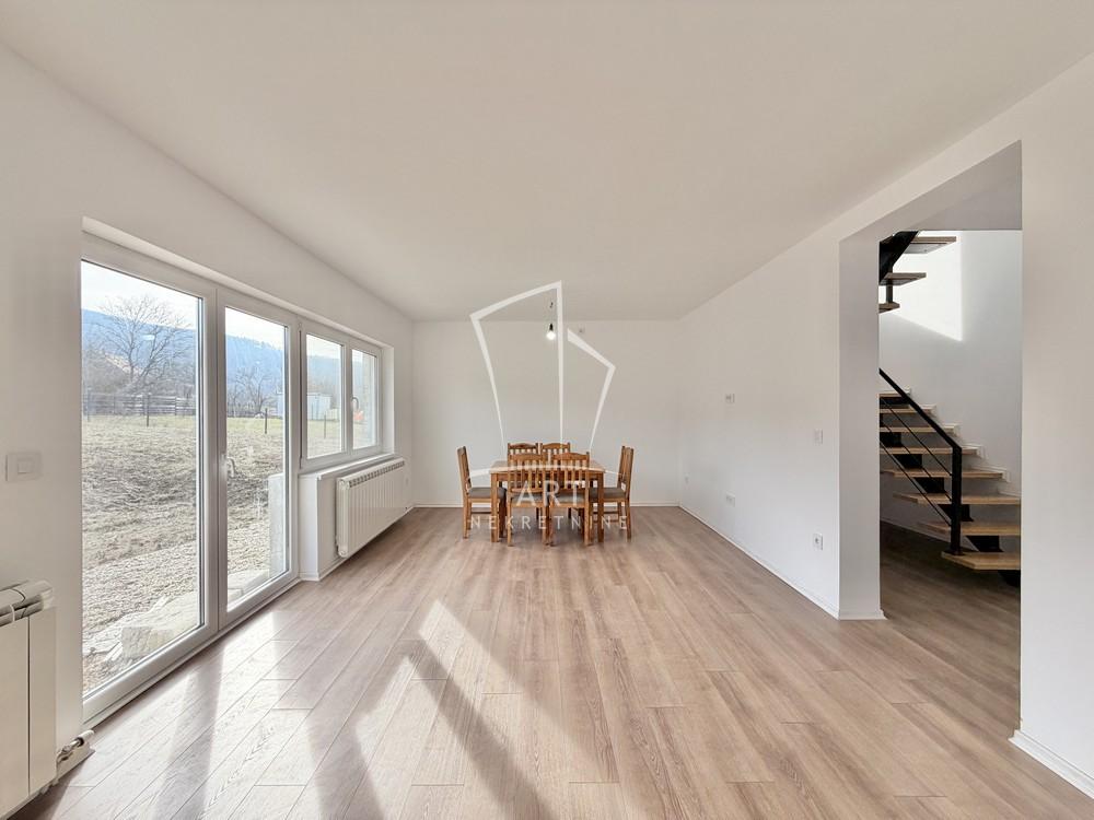 Slika 1 - Milovana Vidakovića,  Kuća na prodaju, 138m2, 149.900€