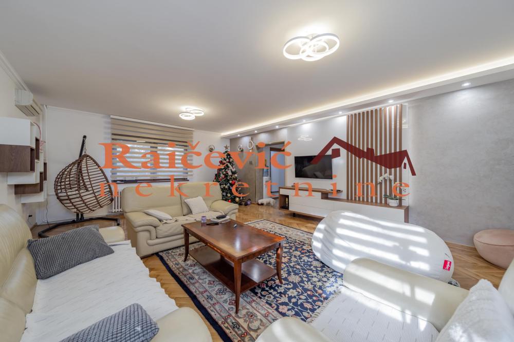 Slika 2 - Koste Racina,  Kuća za izdavanje, 110m2, 2.500€