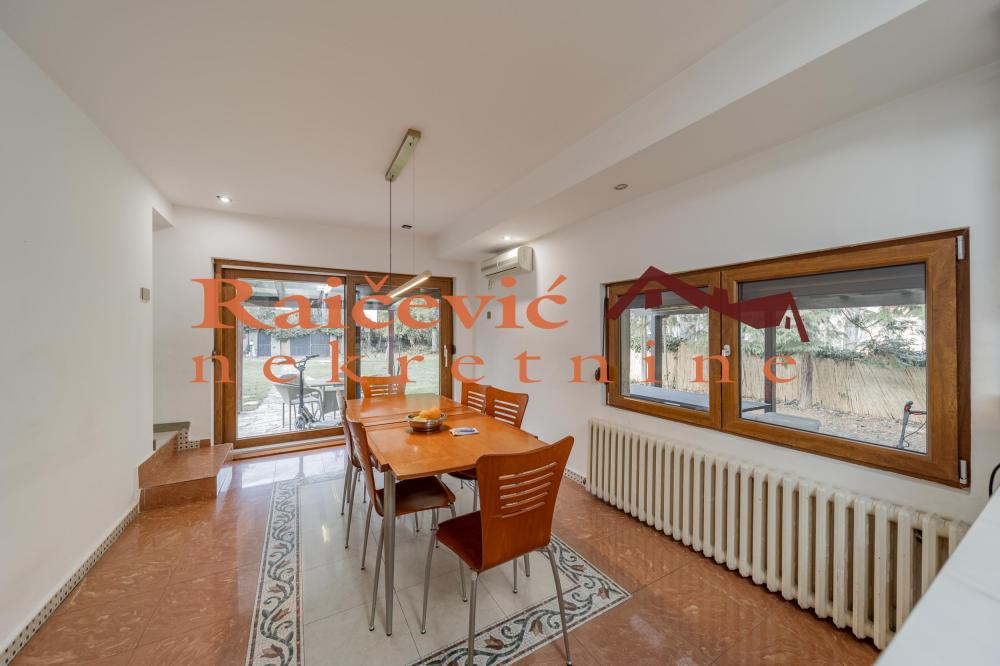 Slika 6 - Koste Racina,  Kuća za izdavanje, 110m2, 2.500€