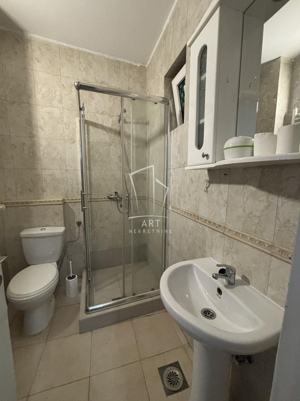 Slika 4 - Južni Bulevar, Jednoiposoban stan za izdavanje, 40m2, 600€