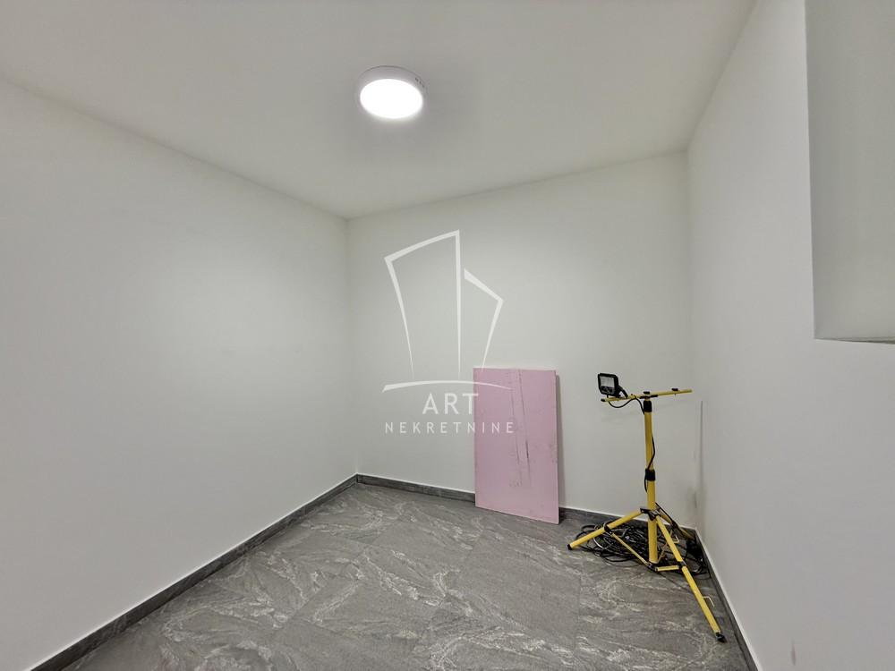 Slika 7 - Bulevar oslobođenja,  Lokal za izdavanje, 102m2, 3.500€