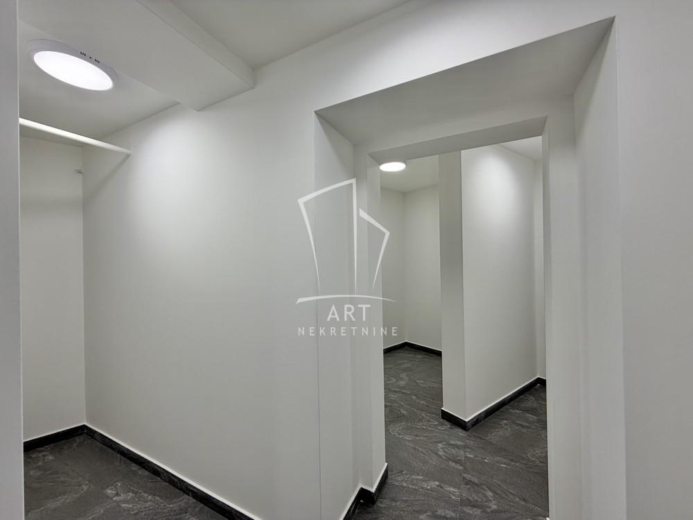 Slika 8 - Bulevar oslobođenja,  Lokal za izdavanje, 102m2, 3.500€