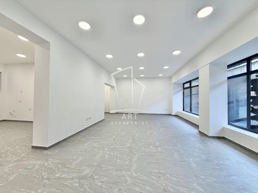 Glavna slika -Bulevar oslobođenja,  Lokal za izdavanje, 102m2, 3.500€