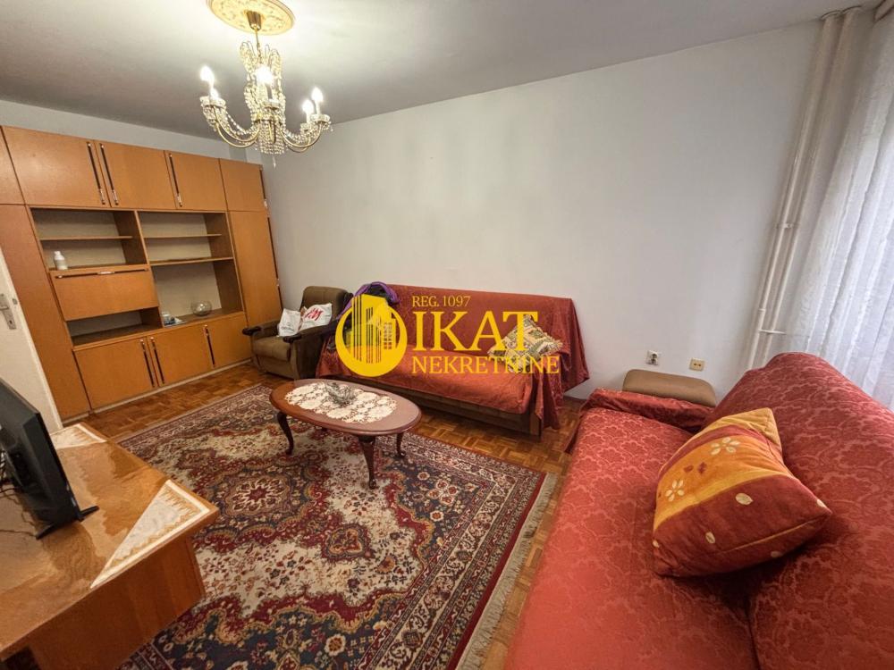 Glavna slika -Jednoiposoban stan za izdavanje, 38m2, 350€