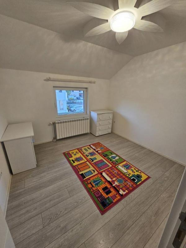 Slika 5 -  Kuća za izdavanje, 220m2, 1.500€