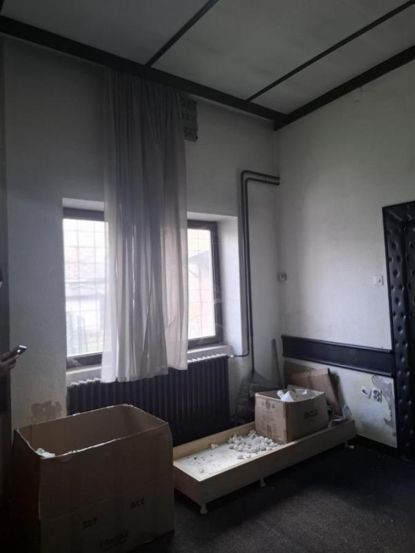 Slika 2 -  Lokal za izdavanje, 60m2, 300€