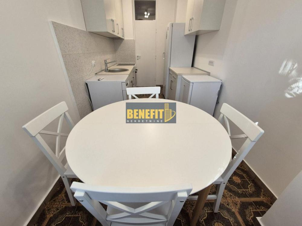 Slika 3 - Trosoban stan za izdavanje, 82m2, 700€