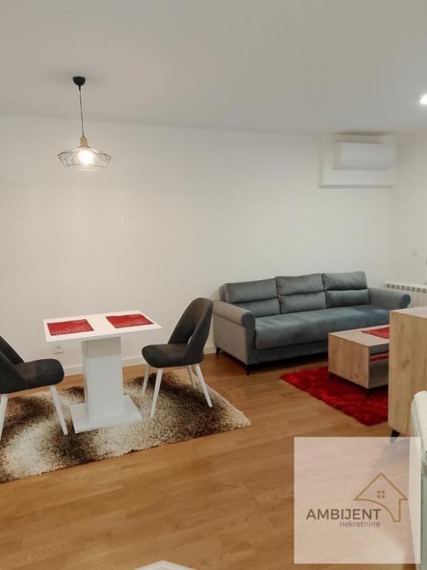 Slika 1 - Jednosoban stan za izdavanje, 35m2, 500€