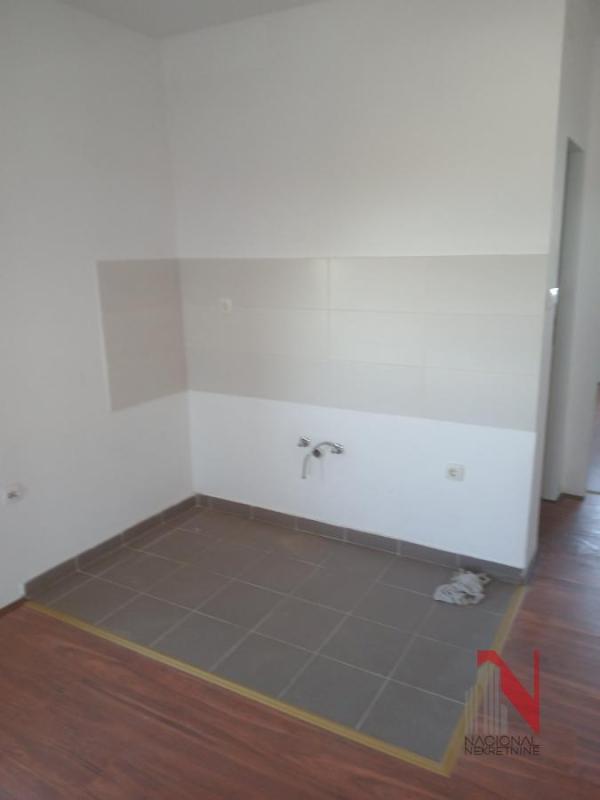 Slika 2 - VASE OSTOJICA, Jednoiposoban stan na prodaju, 40m2, 82.500€