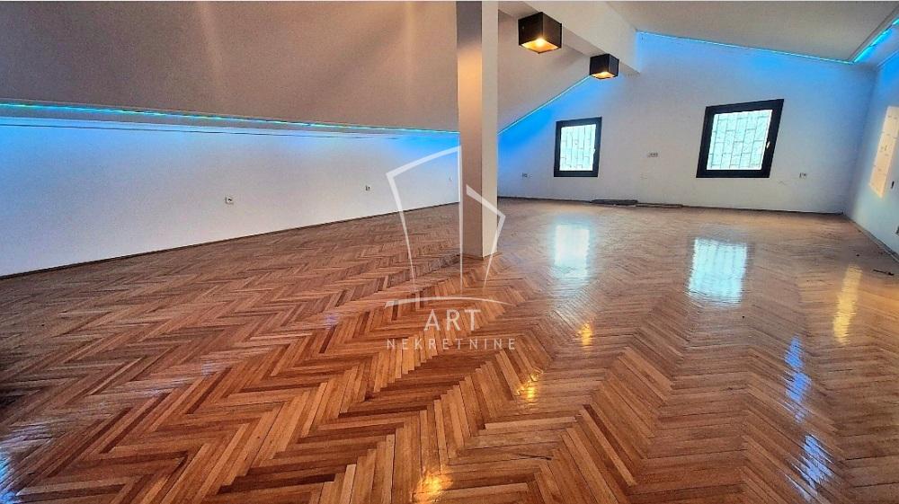 Slika 1 - Slanački Put,  Lokal za izdavanje, 100m2, 550€