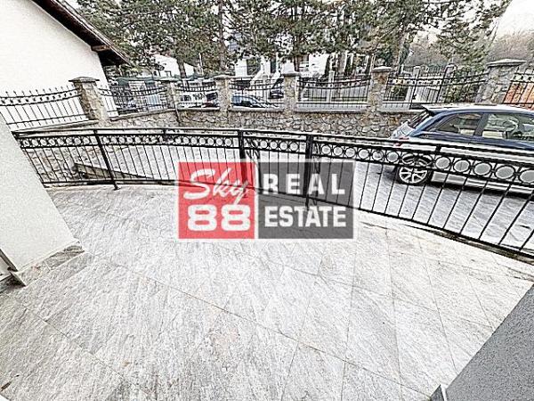 Slika 7 - Četvorosoban stan za izdavanje, 115m2, 1.500€