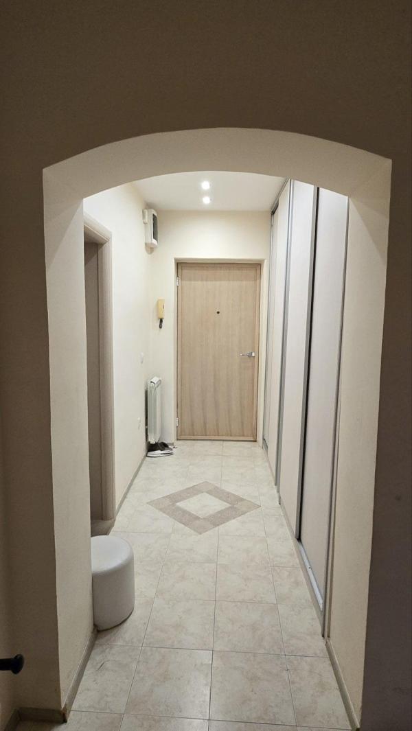 Slika 11 - Makenzijeva, Trosoban stan za izdavanje, 70m2, 1.000€