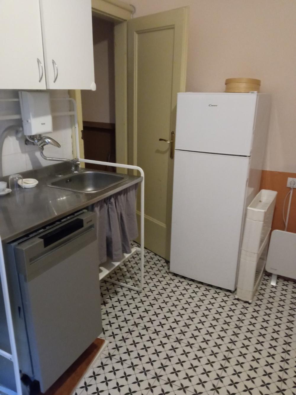 Slika 4 - Patrijarha Varnave, Četvorosoban stan za izdavanje, 80m2, 800€