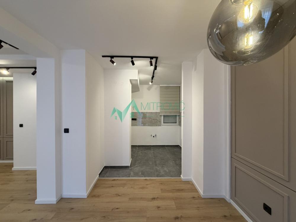 Slika 3 - Dvoiposoban stan na prodaju, 58m2, 200.000€