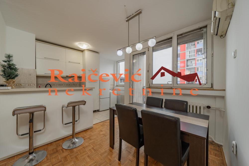 Slika 3 - Bulevar kralja Aleksandra, Trosoban stan za izdavanje, 54m2, 600€