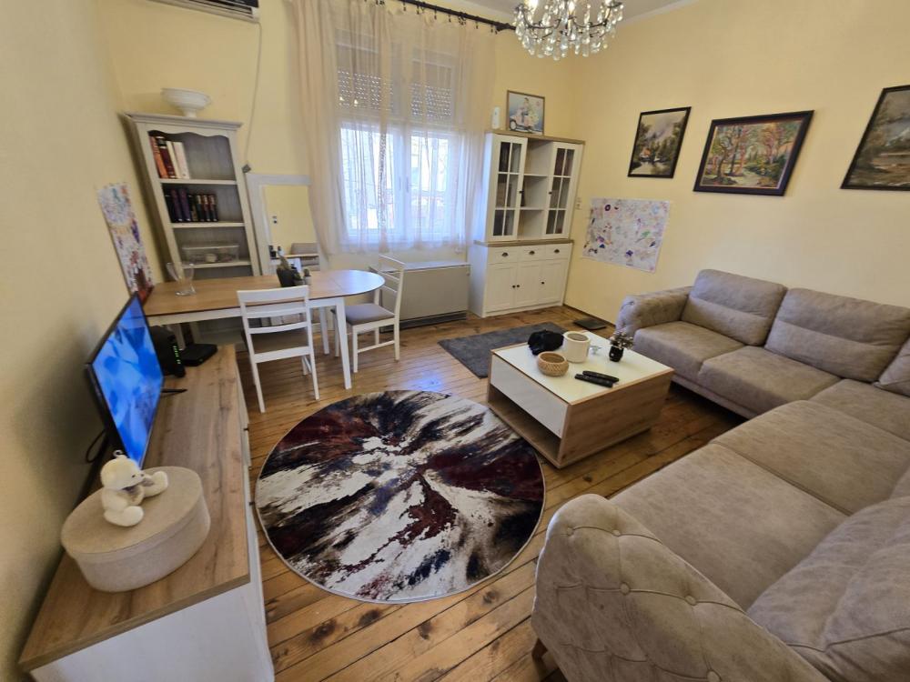 Slika 1 - Vrnjačka, Trosoban stan za izdavanje, 78m2, 600€