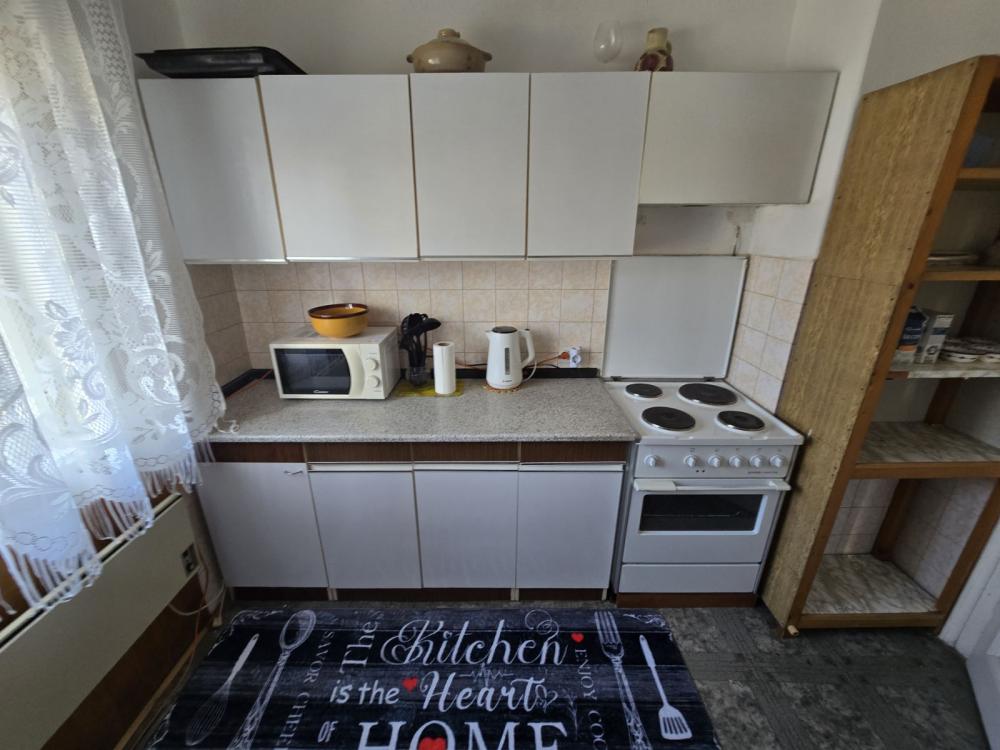 Slika 3 - Vrnjačka, Trosoban stan za izdavanje, 78m2, 600€