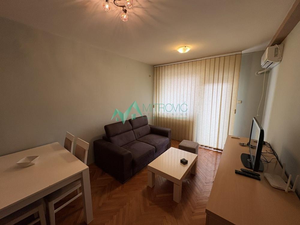 Slika 1 - Jednoiposoban stan za izdavanje, 36m2, 400€