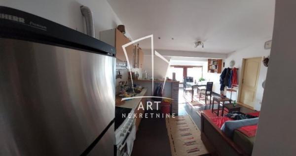 Slika 3 - Miklošićeva, Trosoban stan za izdavanje, 55m2, 500€