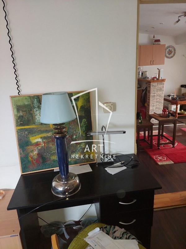 Slika 8 - Miklošićeva, Trosoban stan za izdavanje, 55m2, 500€