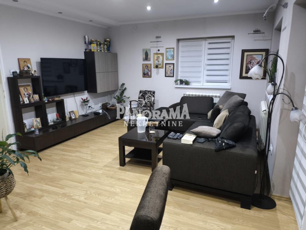 Slika 6 - Bore Stankovića,  Kuća na prodaju, 364m2, 550.000€