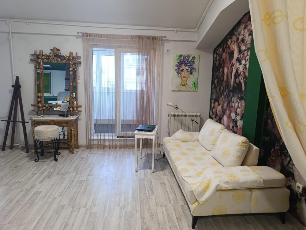 Slika 2 - Dimitrija Tucovića, Trosoban stan za izdavanje, 72m2, 700€