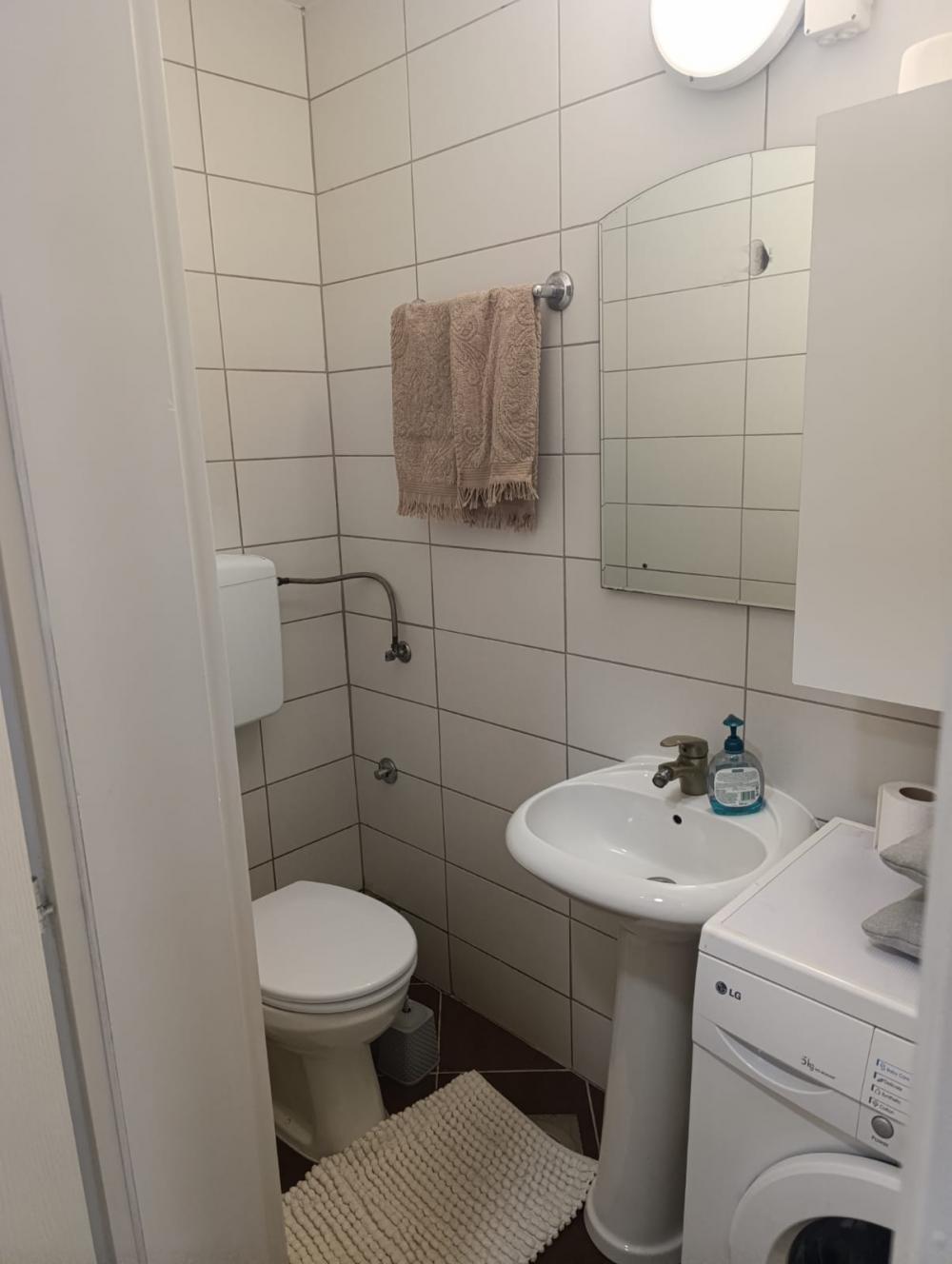 Slika 11 - Dimitrija Tucovića, Trosoban stan za izdavanje, 72m2, 700€