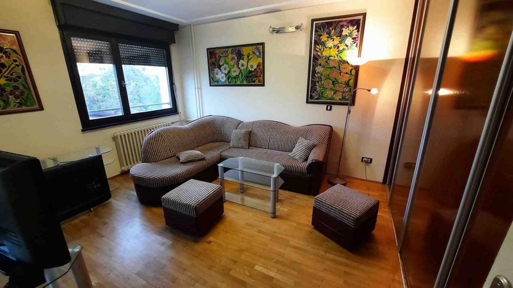 Slika 1 - Prve Pruge, Jednoiposoban stan za izdavanje, 44m2, 500€