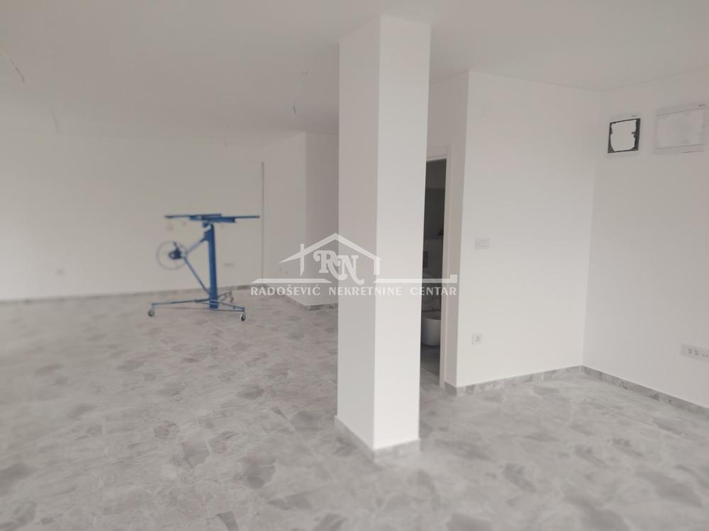 Slika 2 - Fruškogorska,  Lokal na prodaju, 29m2, 68.000€