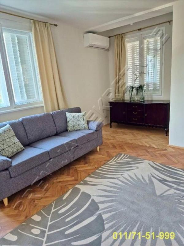 Slika 4 - Milana Stanivukovića, Četvorosoban stan za izdavanje, 92m2, 900€