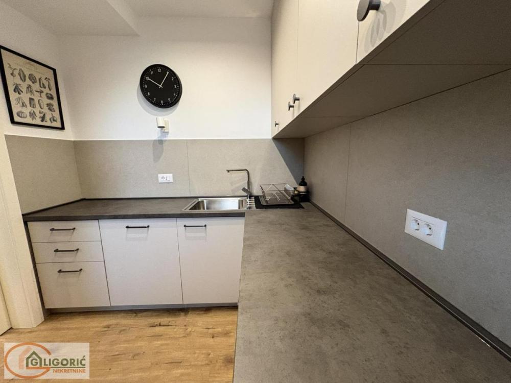 Slika 8 - Trosoban stan za izdavanje, 80m2, 1.100€